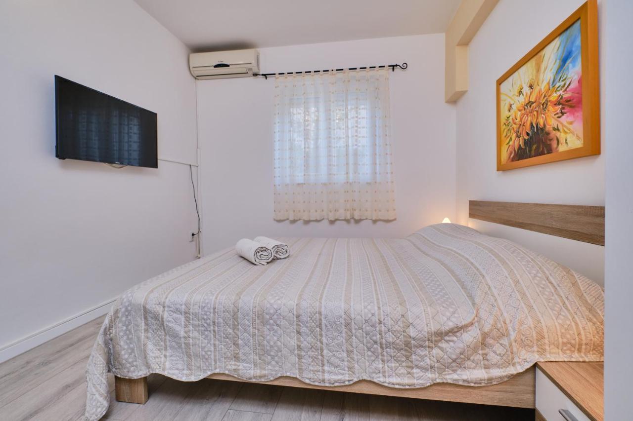Beautiful Apartments Ksenija Mali Lošinj Exterior foto