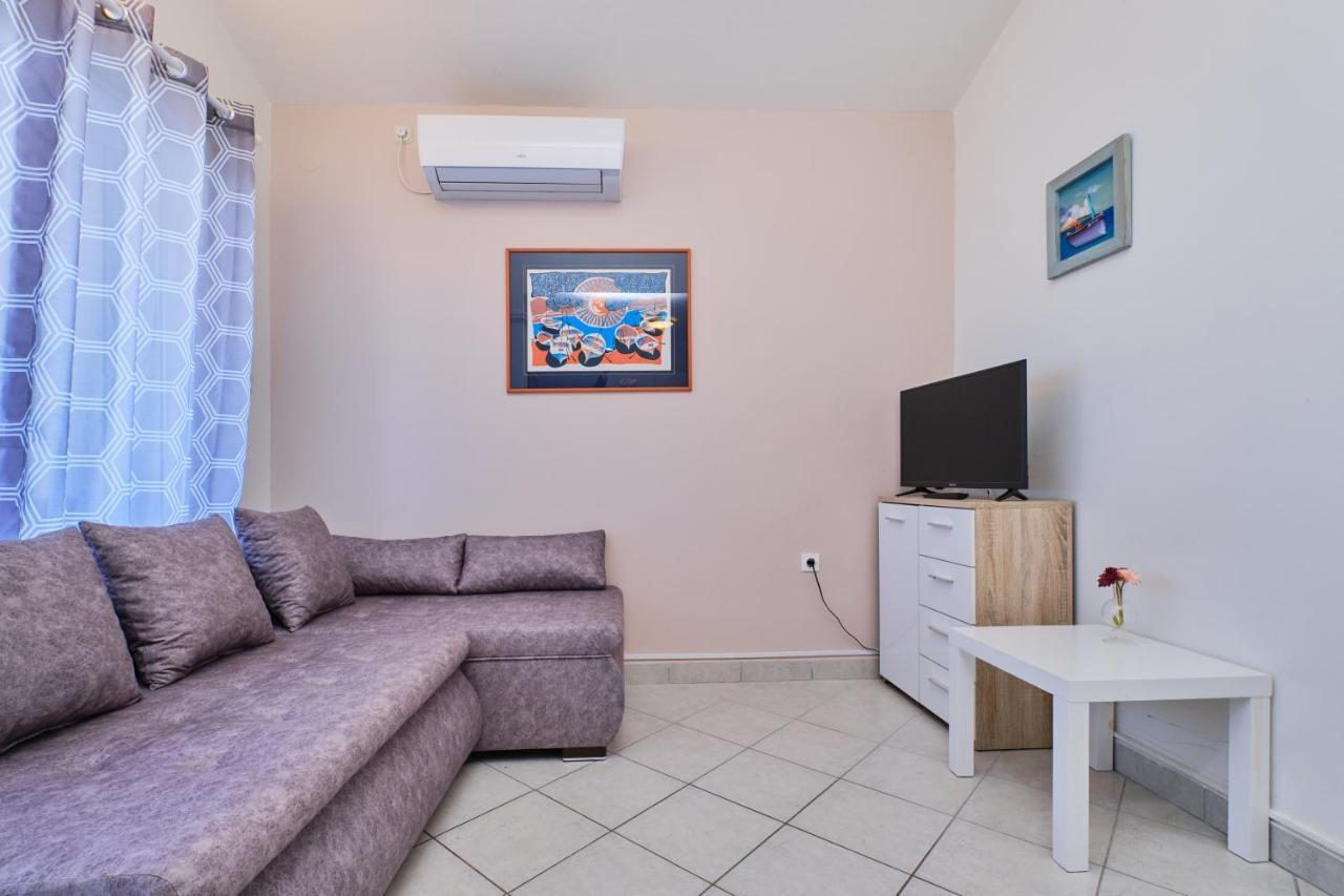 Beautiful Apartments Ksenija Mali Lošinj Exterior foto