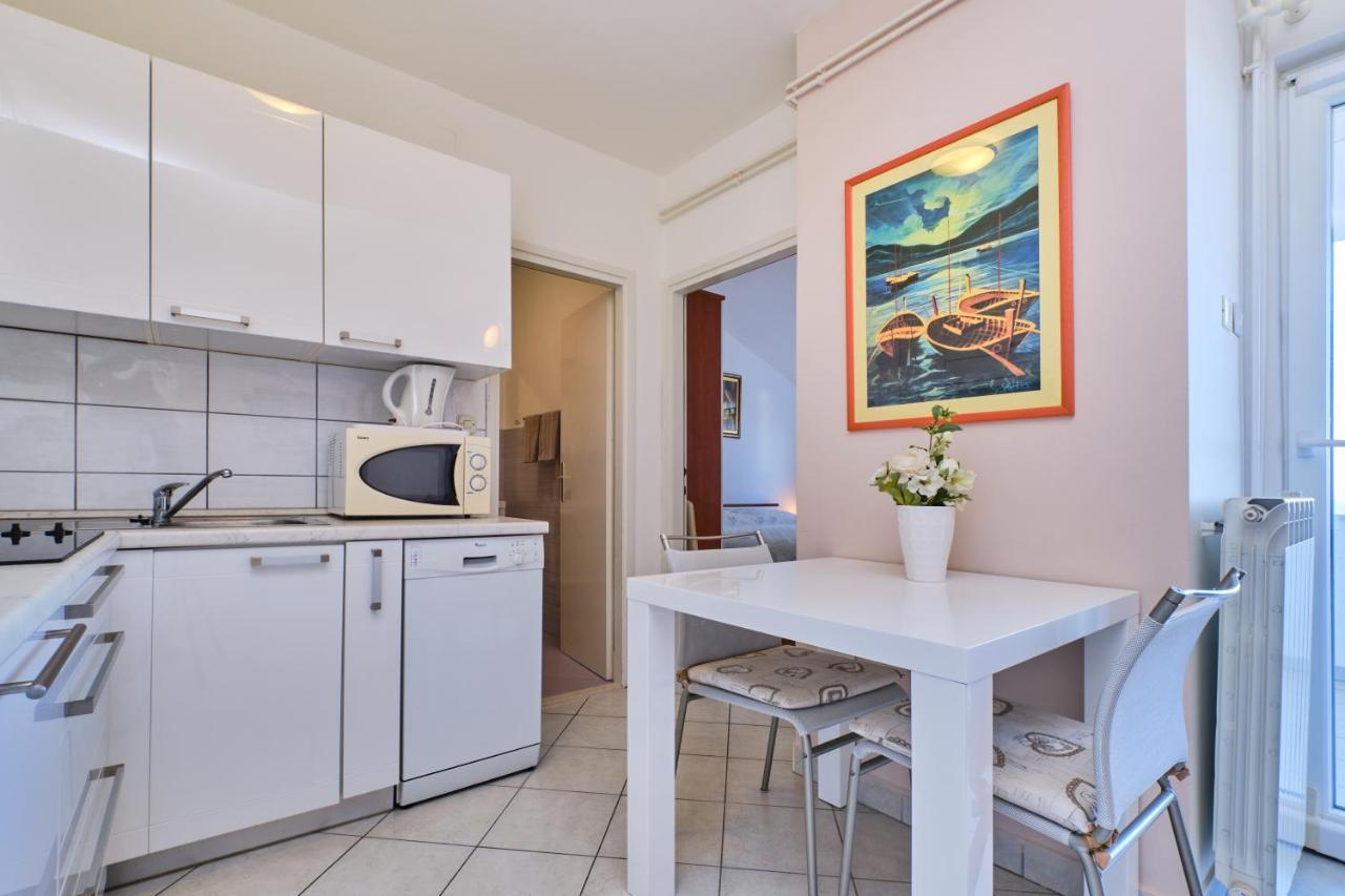 Beautiful Apartments Ksenija Mali Lošinj Exterior foto